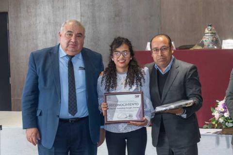 Reconoce Poder Judicial de Tlaxcala a ganadores del primer ensayo jurídico imagen 6