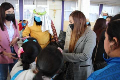 La magia de los Reyes Magos llegó a las escuelas de Contla imagen 5