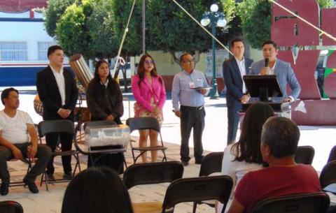 Reconoce ayuntamiento de Amaxac a contribuyentes cumplidos imagen 3