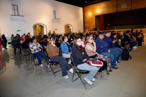 SMDIF Huamantla promueve la reflexión y el conocimiento de los derechos de las mujeres imagen 4