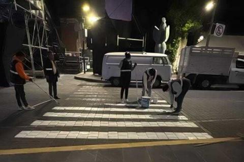 Cuadrillas Municipales realizan labores nocturnas para mejorar la imagen urbana en la capital imagen 4