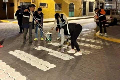Cuadrillas Municipales realizan labores nocturnas para mejorar la imagen urbana en la capital imagen 7