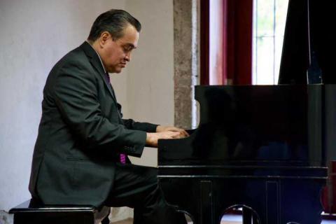 Huamantla vive una tarde memorable “Roberto Covarrubias: su espacio y su tiempo” imagen 1