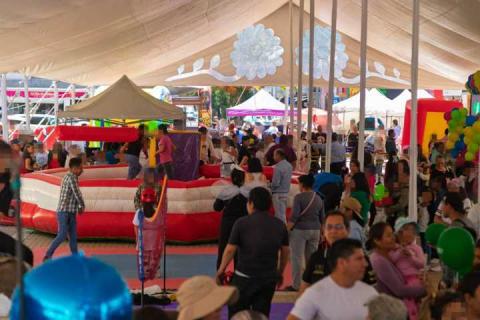 Apizaco celebra a sus niñas y niños con kermés llena de alegría, juegos y convivencia familiar imagen 4