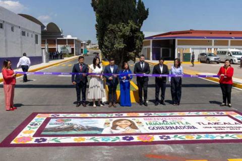 Salvador Santos Cedillo y la Gobernadora Lorena Cuéllar inauguran la “Ciudad Del Abastecimiento” imagen 5