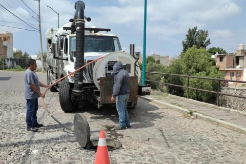 Ayuntamiento de Tlaxcala refuerza acciones preventivas ante temporada de lluvias con camión Vactor