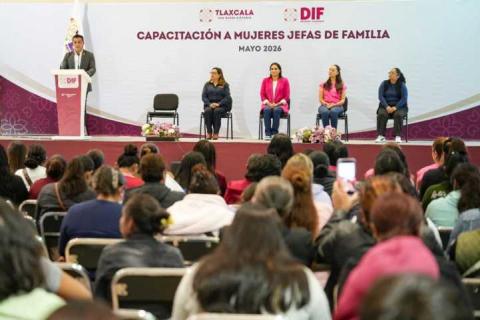 Reconoce Alfonso Sánchez a mujeres jefas de familia como motor del desarrollo de Tlaxcala imagen 2