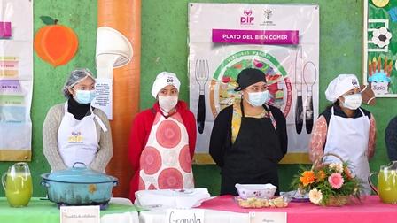 Realizan demostración de alimentos saludables en CAIC Xicohtzinco imagen 1