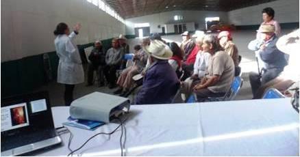 Reciben adultos mayores del municipio de Xaloztoc plática sobre autoestima imagen 2