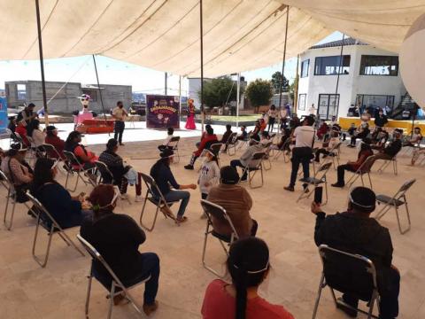 Premian a niños que participaron en la convocatoria Compartiendo Tradiciones