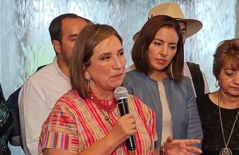 AMLO me va entregar la presidencia y la recibiré con una sonrisa: Xóchitl