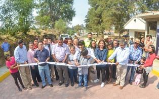 Entrega alcaldesa Ávalos paquete de obras en Cuauhtelulpan imagen 2