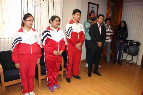 Cumplen compromiso senadora panista y alcalde de Zacatelco imagen 1