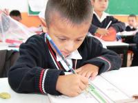 Cumple la SEPE y entrega más de 200 mil paquetes de útiles escolares en beneficio de  estudiantes tlaxcaltecas