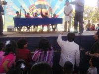 Conviven autoridades en Domngos Familiares.‏ 