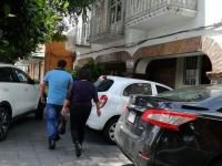 Florentino Domínguez Ordóñez, PRI, Abuso, Banquetas